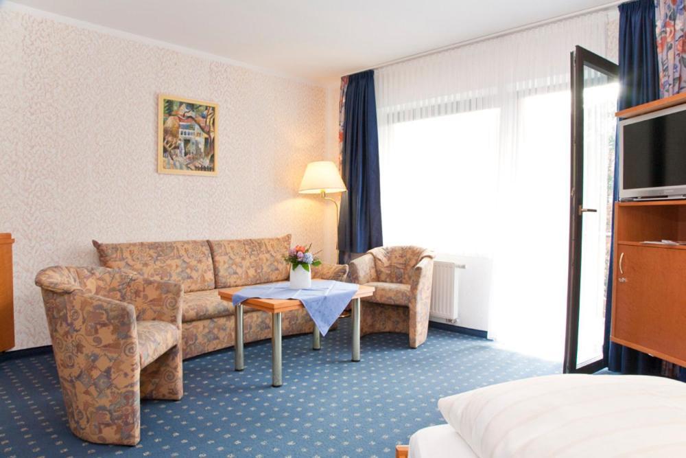 Landkomfort Hotel Elsenmann Willingen  Δωμάτιο φωτογραφία
